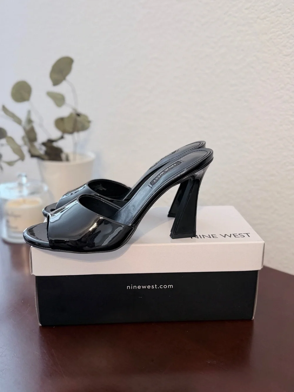Nine West Kool3 Black Patent Peep-Toe Slip-On Heeled Sandals Size 7 NIB